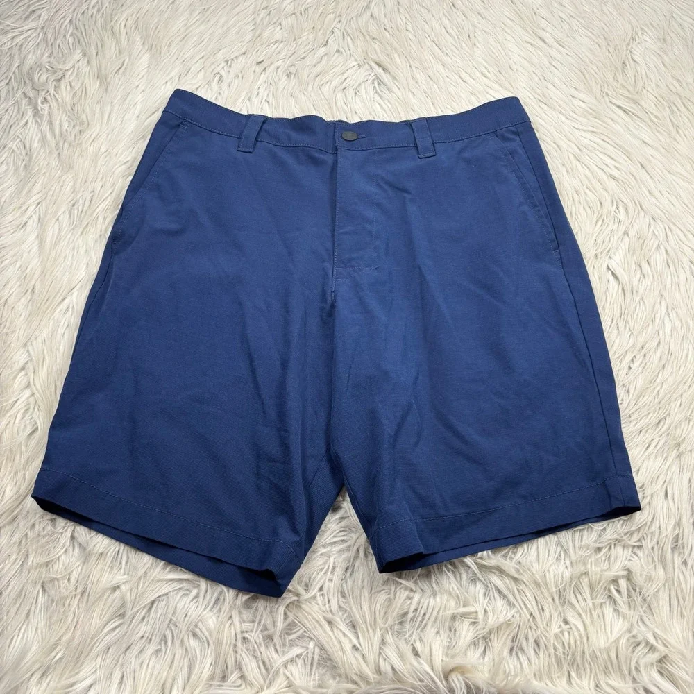 Banana Republic Men's 34 Navy Light Weight Poly Chino Shorts Travel Preppy Beach